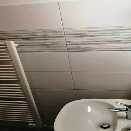 Apartamento In Lemkenhafen For 2 Personen