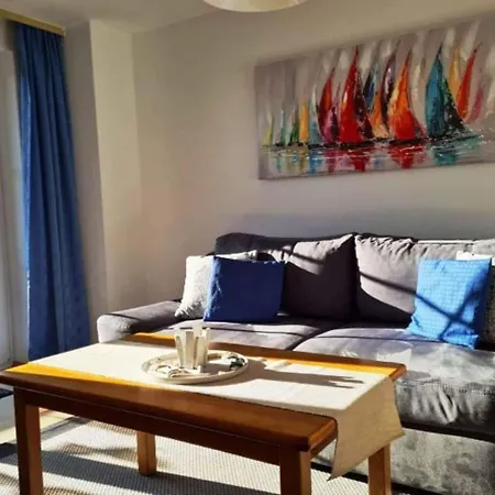 Apartment In Lemkenhafen - Among Windmills And The Baltic *
